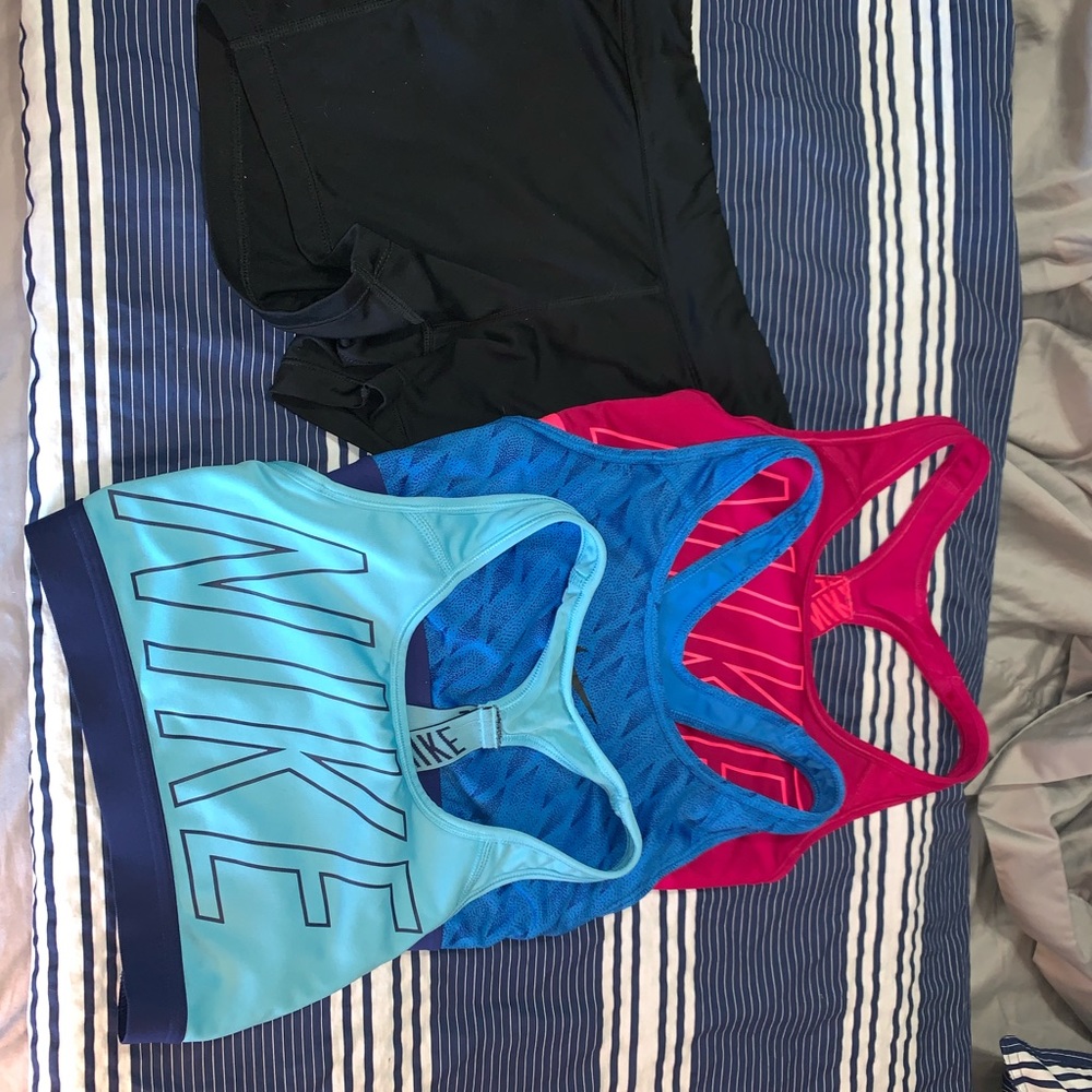 Lot of Nike activewear, small